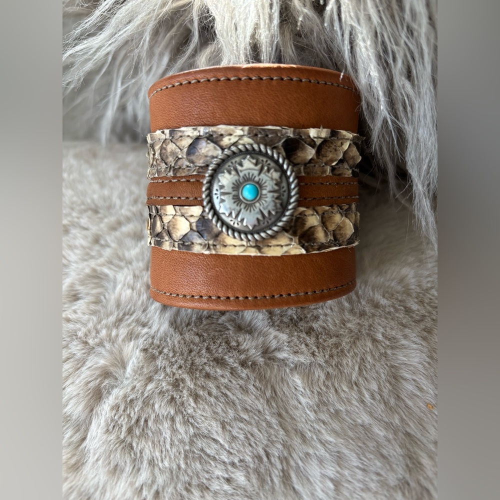 Light Brown Leather Medallion Statement Cuff With… - image 1